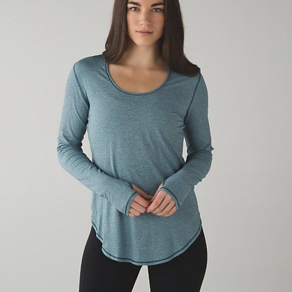 lululemon athletica Tops - EUC Lululemon Long Sleeve